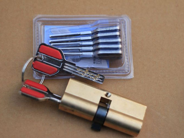 阳春24小时上门开锁公司